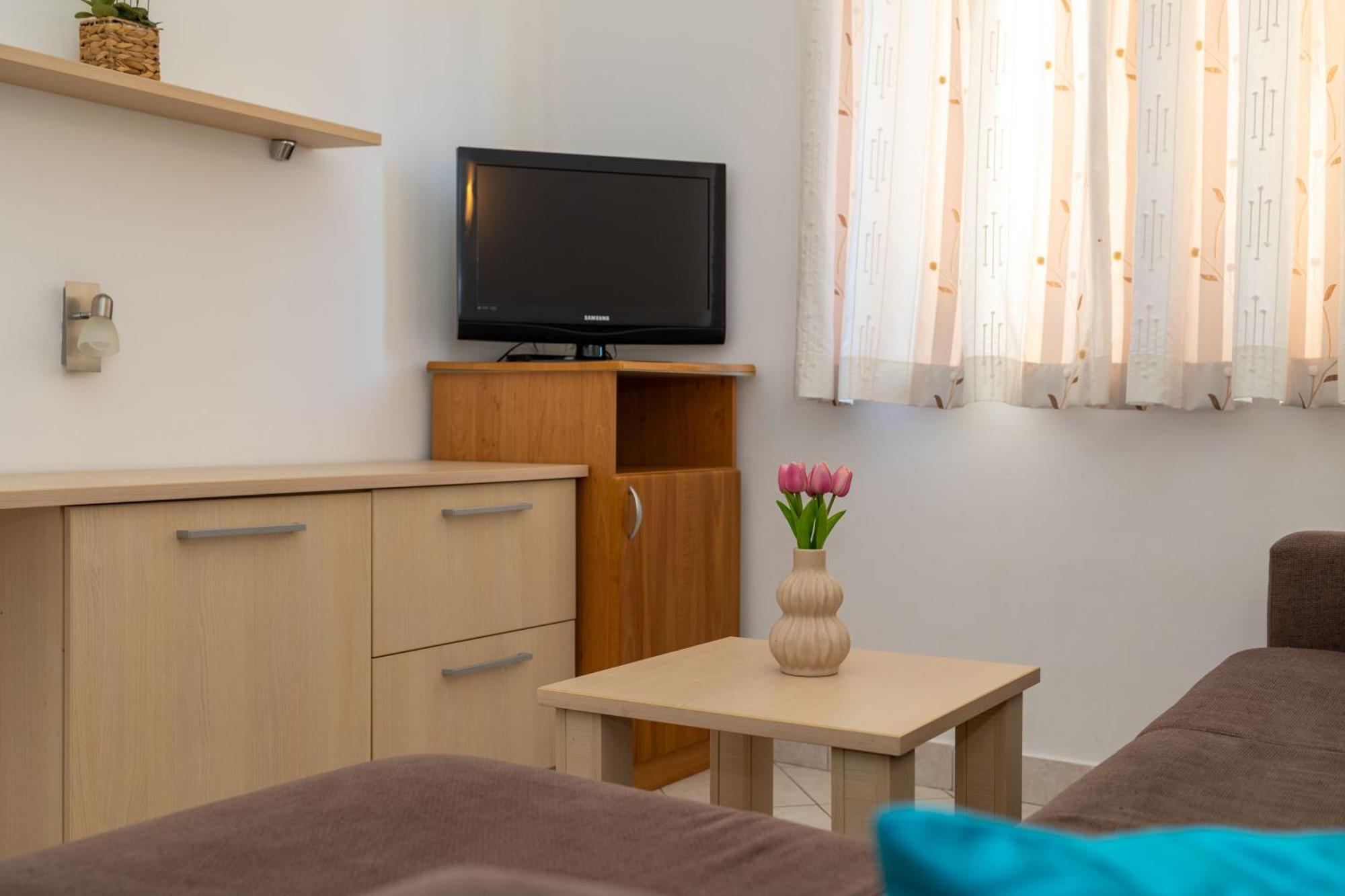Premium Apartments - Lavica Beach โปดสตรานา ห้อง รูปภาพ